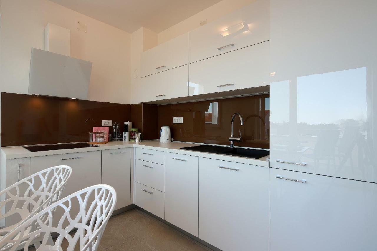 Apartmani Judita Pinezici  Exterior photo